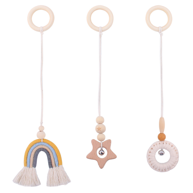 Suministros para bebés dibujos animados Arco Iris colgante de tres piezas para niños educación temprana Beech Star Rattle juguete Decoración Accesorios