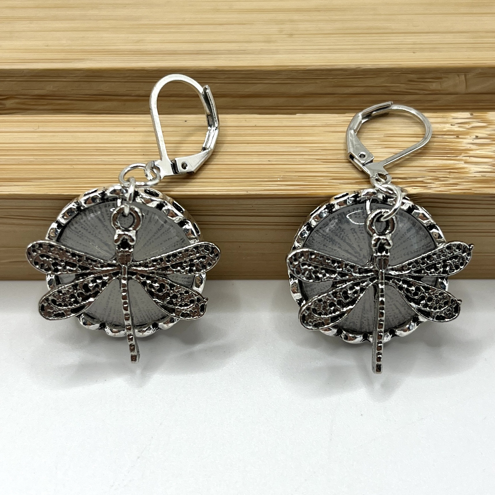 달빛 화이트
