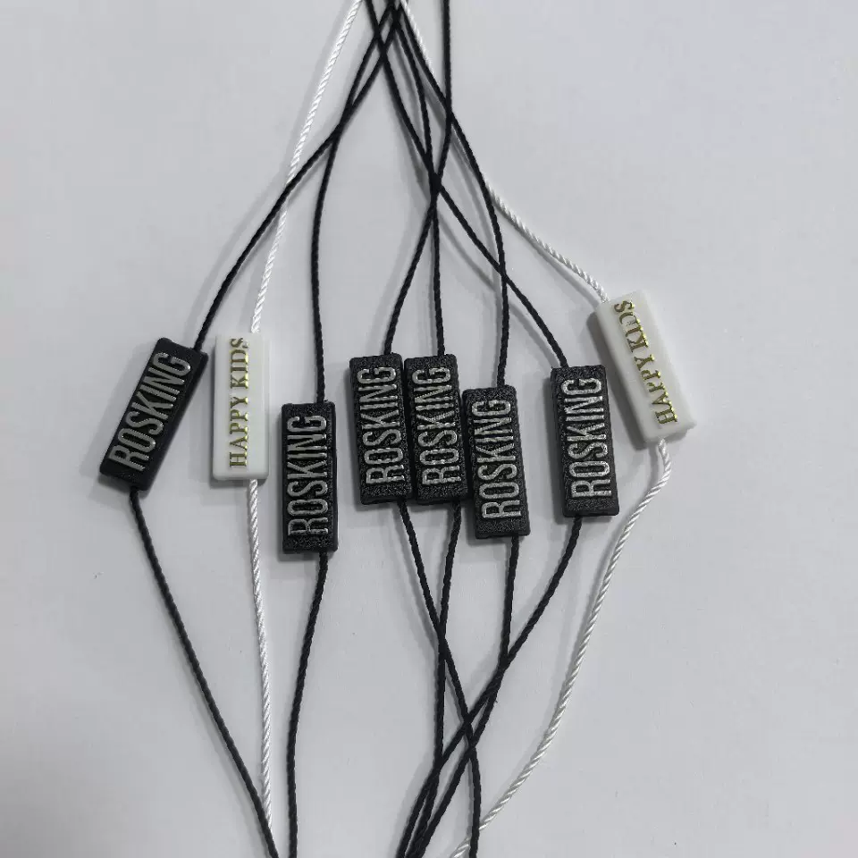 吊牌标签印刷男女装吊牌通用挂牌吊牌烫金设计制作高档商标吊粒