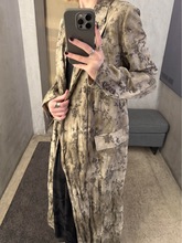 特定金属棉记忆绉感 风格小碎花长款外套女2025新品女装小众设计