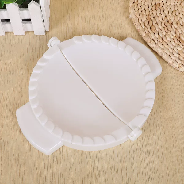 Household Food-Grade Pp Plastic Manual Dumpling Maker Tool for Making Vegetable Dumplings, Creative Kitchen Dumpling Maker