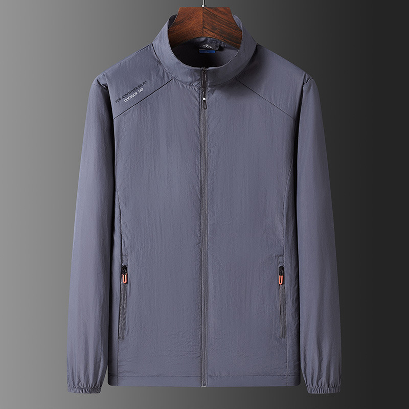 2024 moda nueva chaqueta de protección solar para hombres chaqueta delgada de verano deportivo al aire libre transpirable anti-UV chaqueta de piel puede comprimir la marca