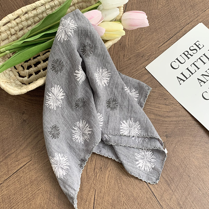 Bufanda de seda, bufanda cuadrada pequeña, nueva bufanda fina literaria y artística de todo fósforo, bufanda de cuello retro, bufanda de margarita pequeña, diadema