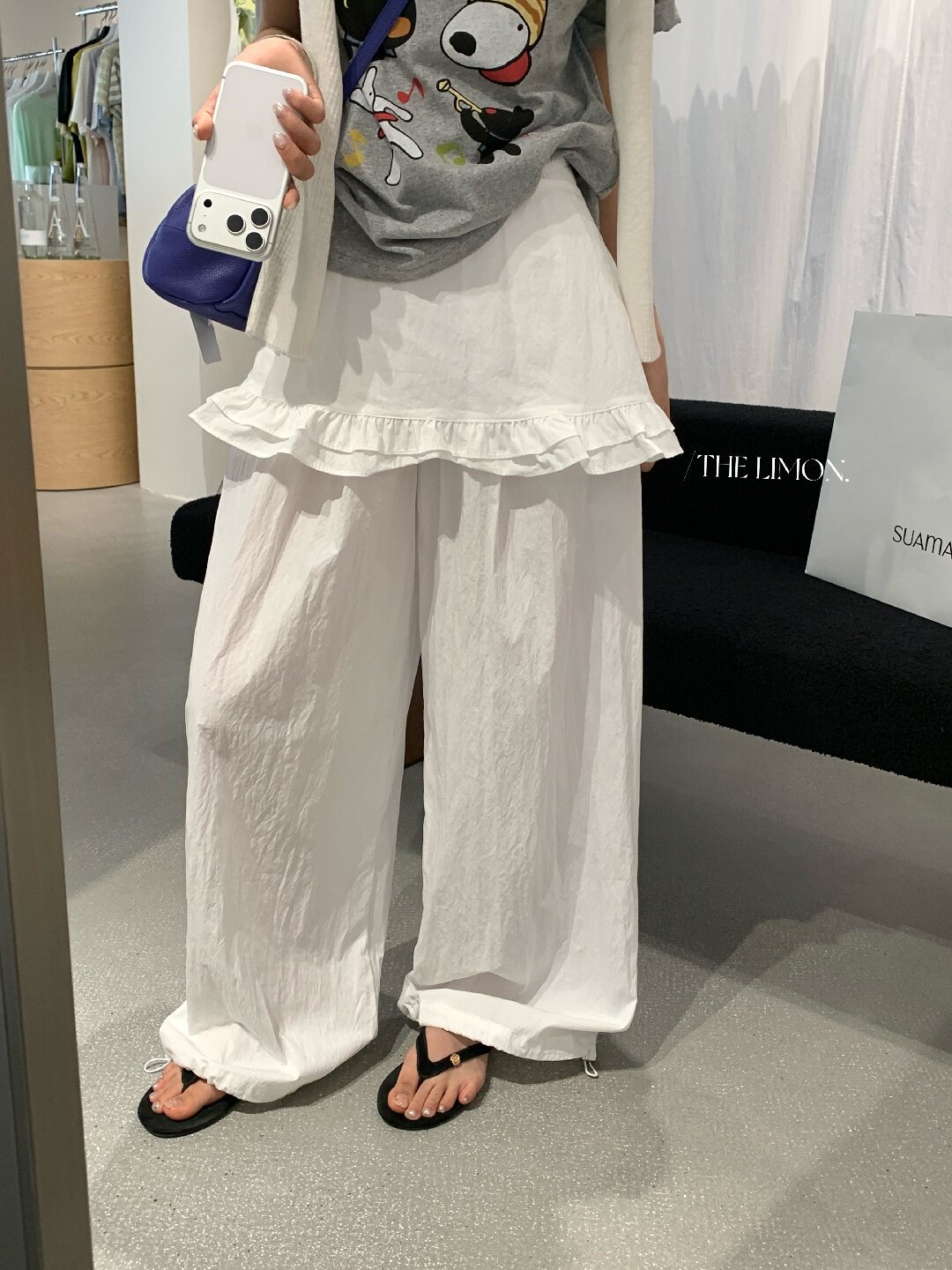 Quần culottes nữ ống rộng cạp cao, phối viền ren xếp tầng, dáng suông rộng, thanh lịch và thoải mái — màu đen, Xanh da trờicolor, màu trắng, Đá vôi chi tiết 21