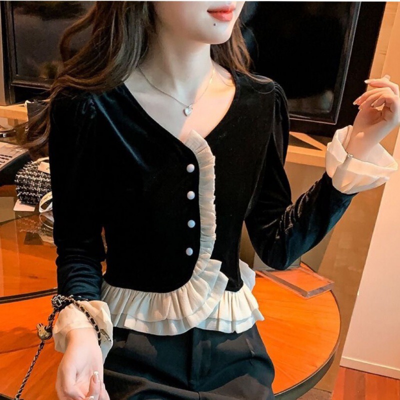V-neck ruffled bubble sleeve gold velvet short stitching temperament lace shirt Women's 2023 autumn and winter