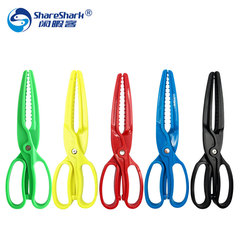 High-strength ABS plastic fish control pliers are light in weight, easy to use, and a firm fish control device.