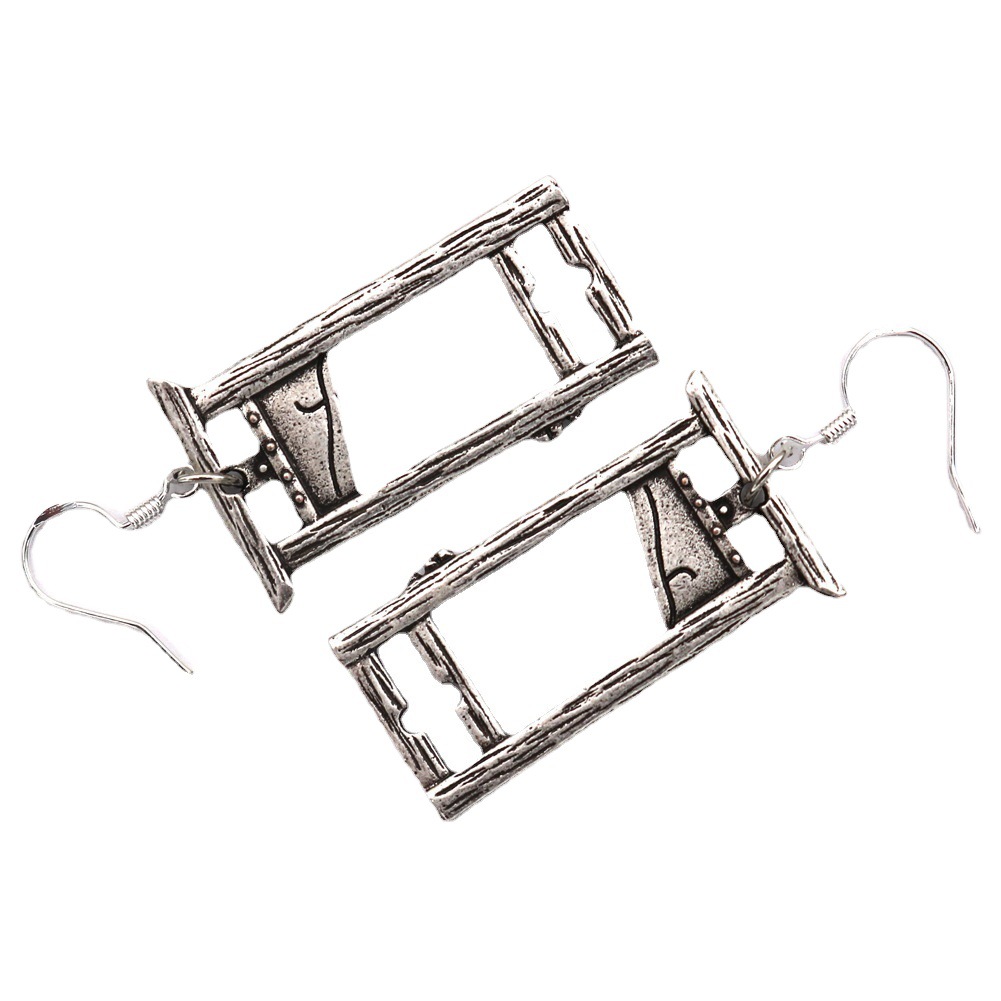 Gothic Earrings Image 4