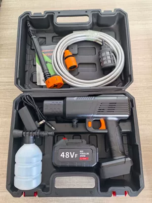 High pressure car wash water gun Water Gun Household Portable Car - 10-cells-1-battery-1-plastic-box