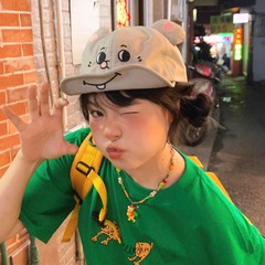 夏の薄いモデルのアニメのネズミの刺繍は軒をひっくり返して日よけの速乾のアヒルの舌の帽子の春夏のタイプの大きい頭の周りのレジャーの野球の帽子を防ぎます。