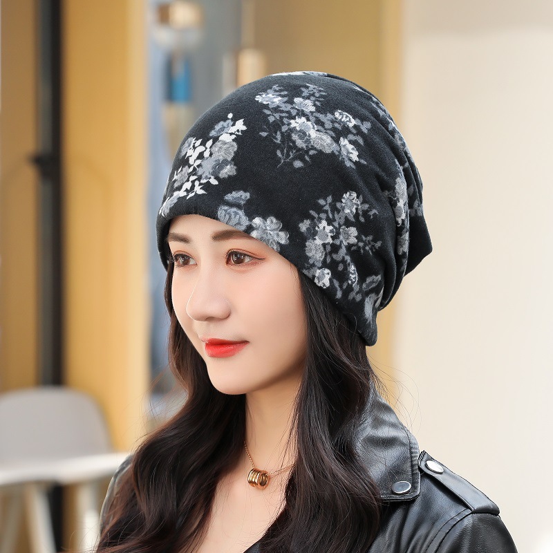 실버 가장자리 꽃 블랙