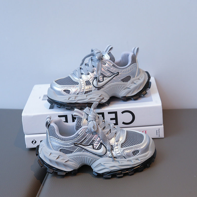 Zapatos de papá para niñas, zapatos deportivos transpirables de malla para niños 2025 primavera y otoño nuevos zapatos para correr para niños, zapatos casuales para niñas