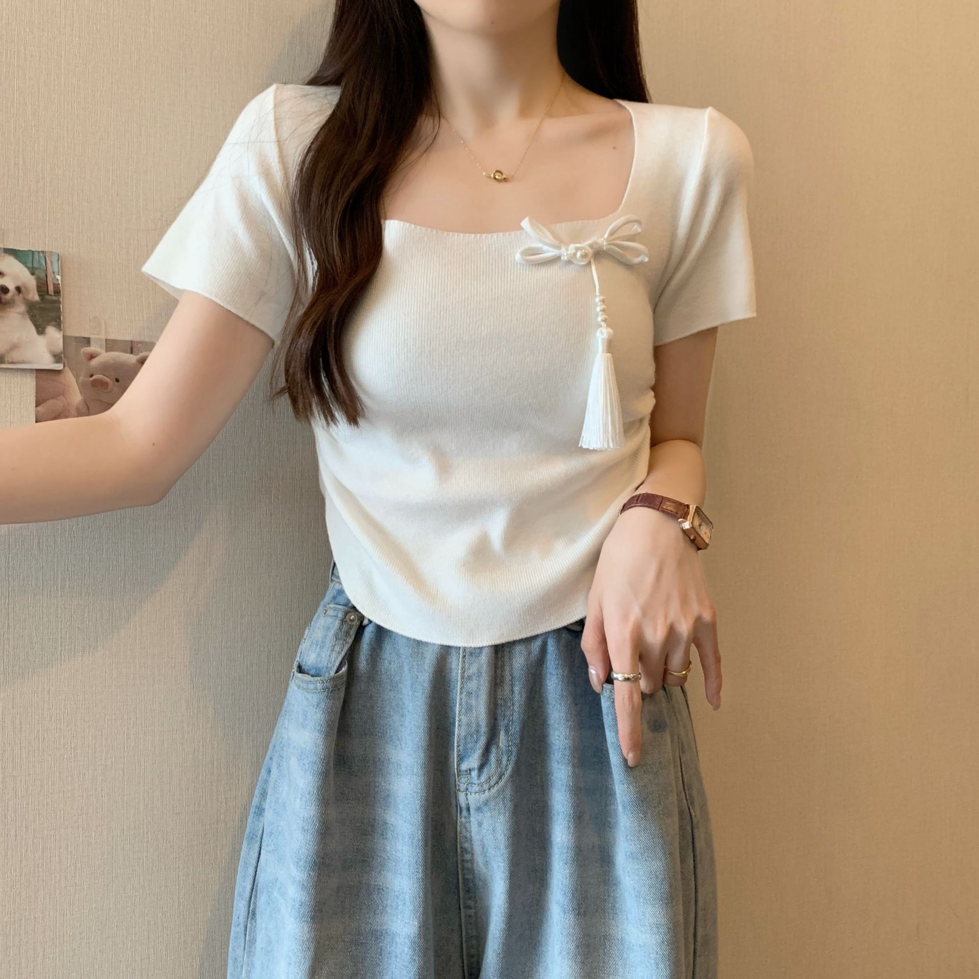 Nov poletni dizajn z naramnicami, nepravilna majica s kratkimi rokavi v kitajskem slogu, ženska pletena majica s kratkimi rokavi in ​​oglatim izrezom._voghion.com