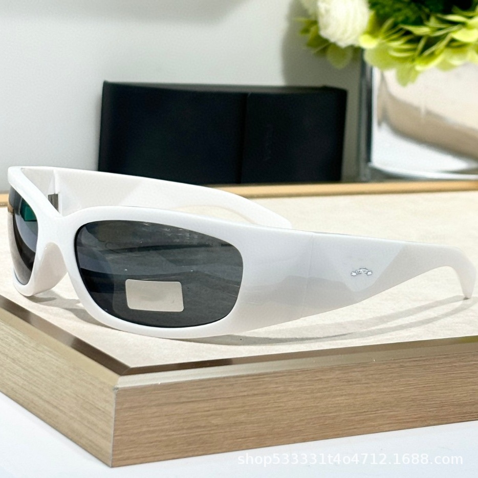 25ss新品y2kミレニアム未来感サングラスレディースA14ギャルファッション個性アウトドアスポーツ風pdサングラス