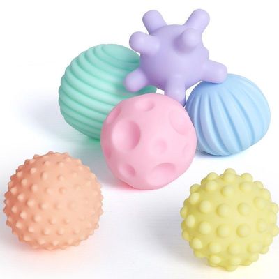 Children&#39;s toy ball Infants Grasping the ball Puzzle Soft glue Bathing Toys Massage ball Manhattan