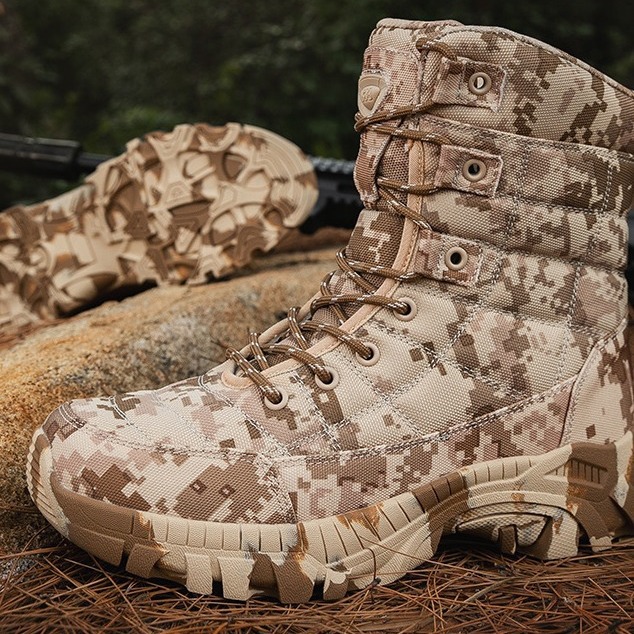 Botas tácticas para hombres de talla grande, zapatos de entrenamiento resistentes al desgaste para senderismo al aire libre, botas de combate altas transfronterizas Magnum para hombres negros
