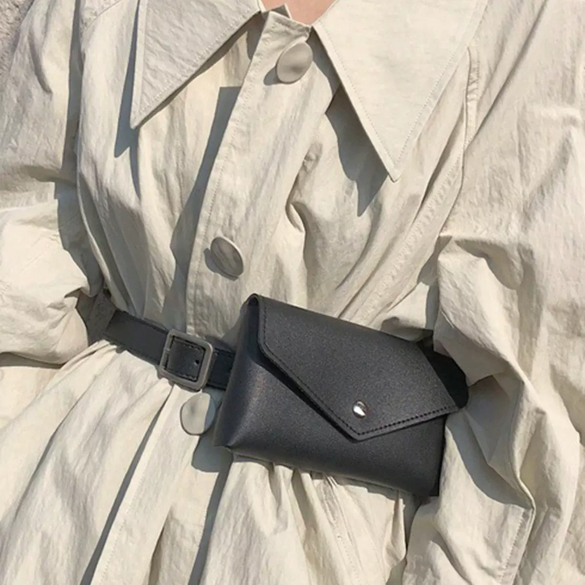 时尚针扣女腰带白搭服饰连衣裙多功能腰包腰带广州厂家批发女包
