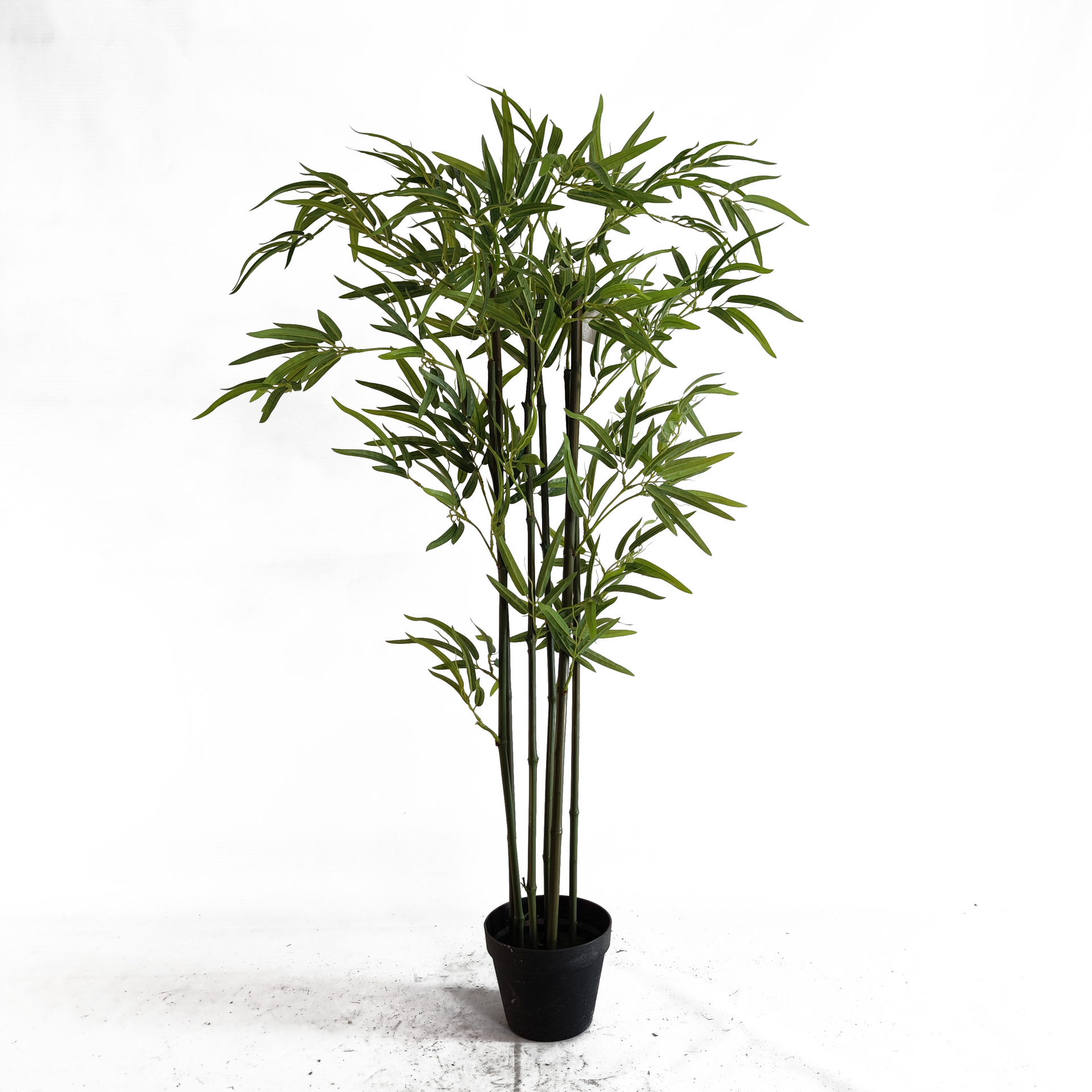 Bambú simulado Bambú falso Partición de sala de estar Plantas de paisaje interior Decoración al aire libre Bambú biónico Plantas verdes Pared de contención