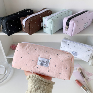 Hisocute�W����ˇ�n�沨�c��ɫ�P�����ֵ�ľ��ռ{����y���y��Ů