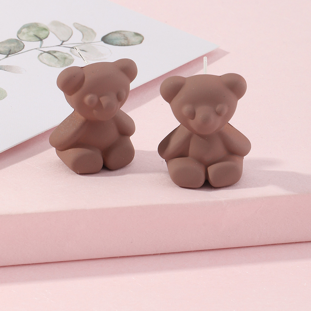 Ez3806 Nizhu New Ins Sweet Cool Teddy Bear Ear Studs Earrings Lovely Soft Cute Colorful Bear Earrings display picture 6