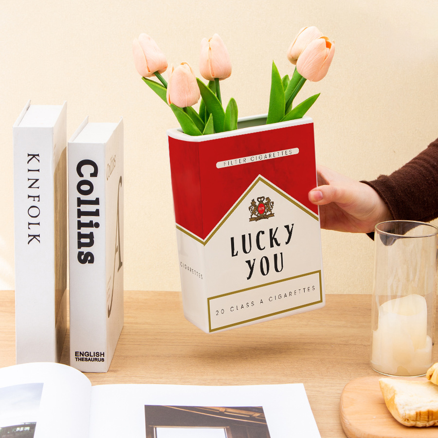 ���ƿ羳�մɻ�ƿ�廨�߼��а�ɫװ�ΰڼ�ins��ŷʽ�鱾��ƿ����