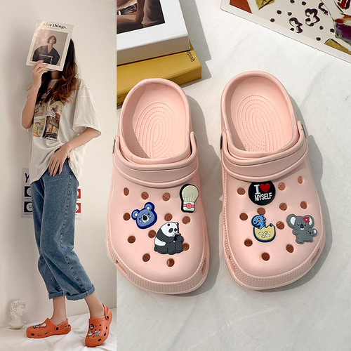 Women's thick-soled non-slip Crocs shoes with poop feeling, cartoon Internet celebrity beach Baotou sandals and slippers, soft-soled summer outer wear wholesale
