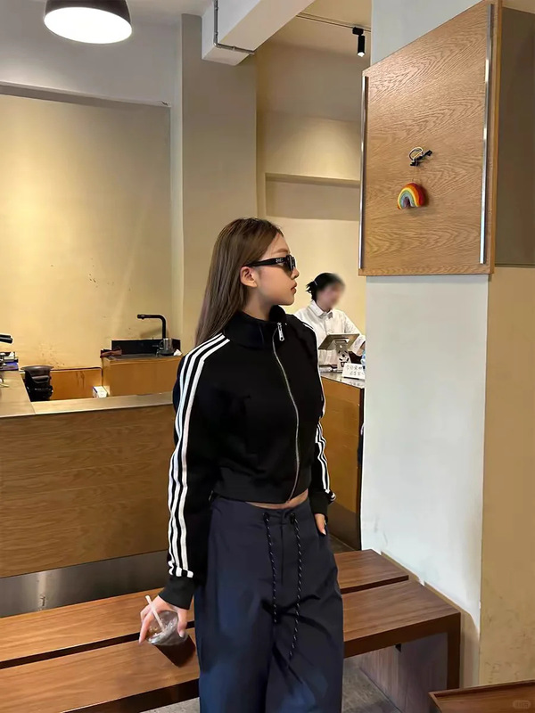 美式三条杠短款外套女2025新款秋季韩系立领棒球服运动穿搭上衣|undefined