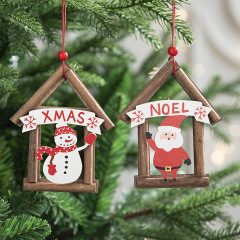木製の小さな小屋の家の装飾品、木製のクリスマスツリーの飾り、装飾シーンのレイアウト用品、クリスマスの飾り