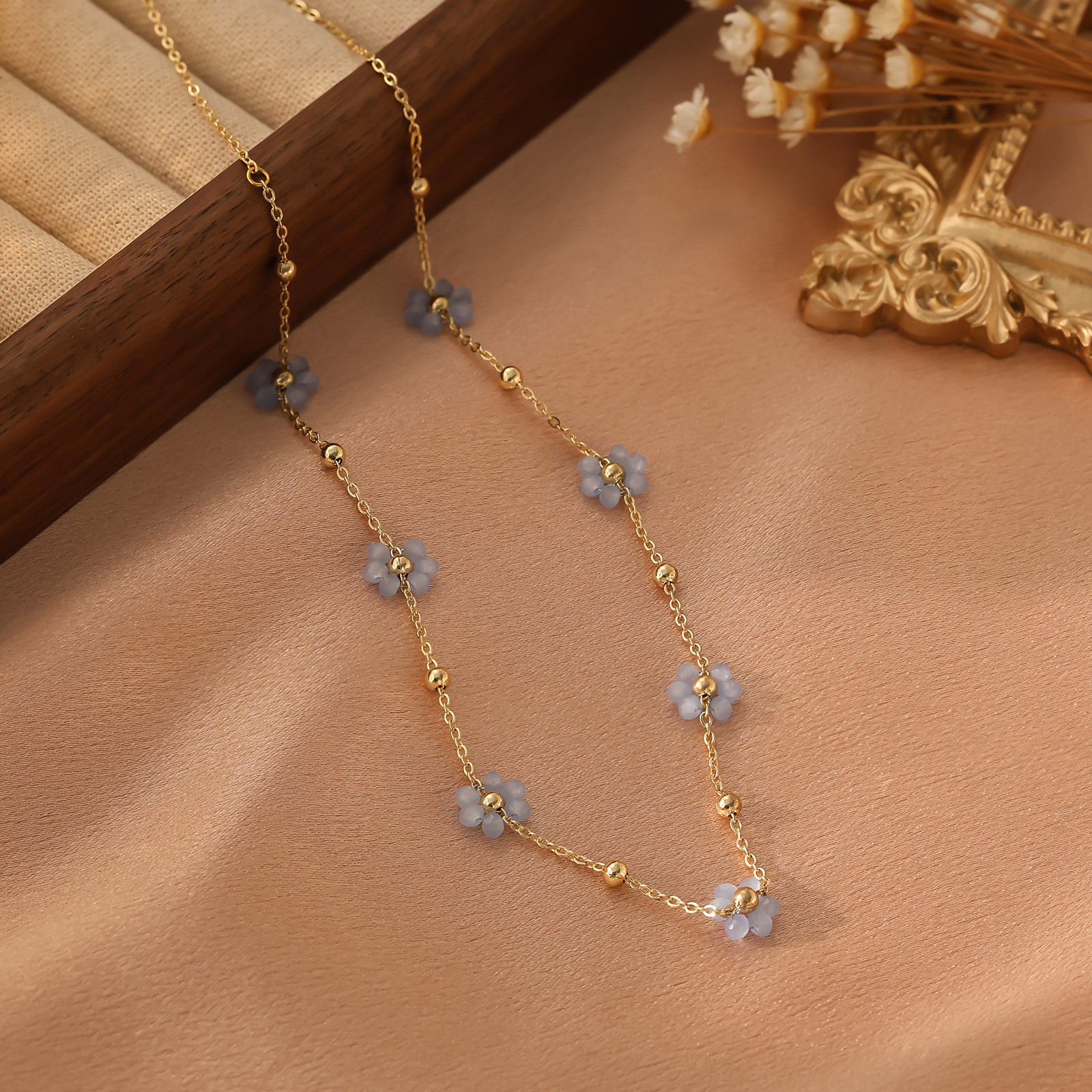 10g Weight Necklace Classification Titanium Steel Chain Material cable chain Chain Type 1 Piece Quantity Holiday, Daily Occasion Titanium Steel Material Flower Pattern All Seasons Season Women's Gender Plating Design Simple Style Style Wholesale Jewelry Simple Style Flower Titanium Steel Plating Necklace Cable Chain 6