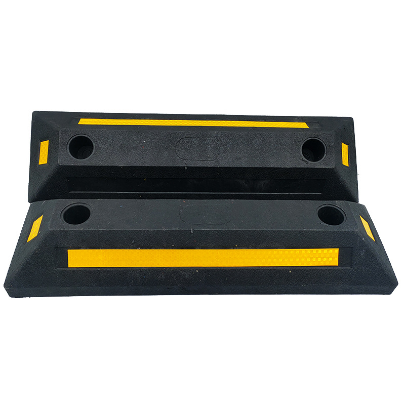 【现货】厂家供应现货橡塑定位器2.5kg重 地下车库倒车防护止退器