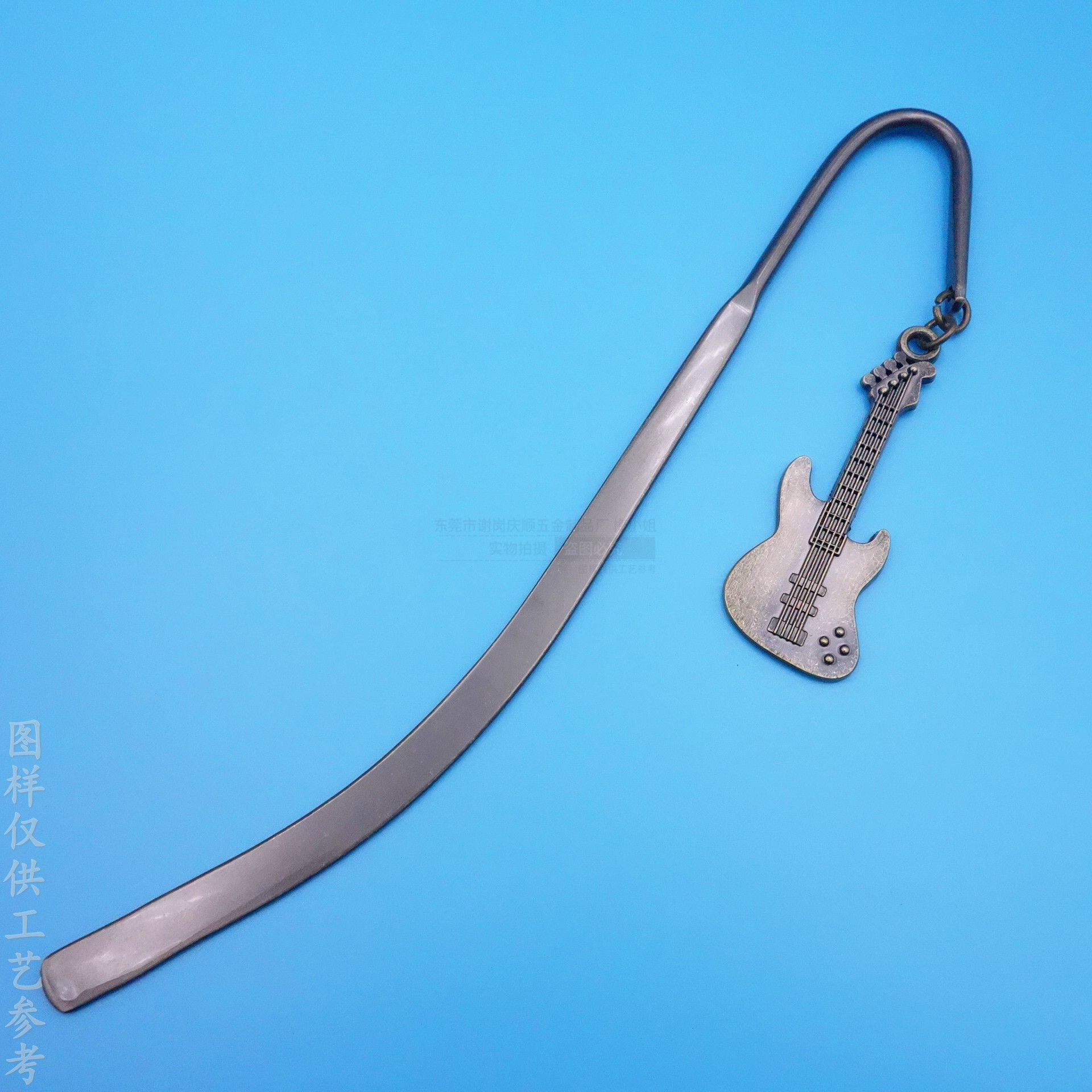 厂家定制吉他金属书签杆仿古铜色拆信刀书签锌合金复古书签挂件