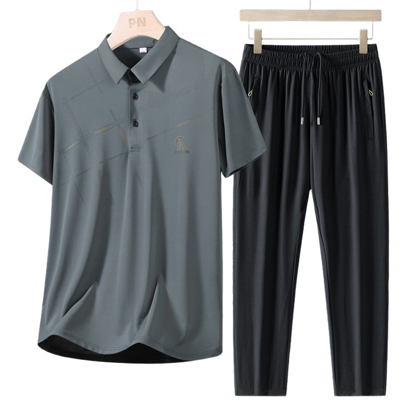 Verano, traje de hombre de seda de hielo, polo de manga corta para hombres de mediana edad, ropa de papá, ropa de negocios, pantalones casuales de secado rápido, dos piezas.
