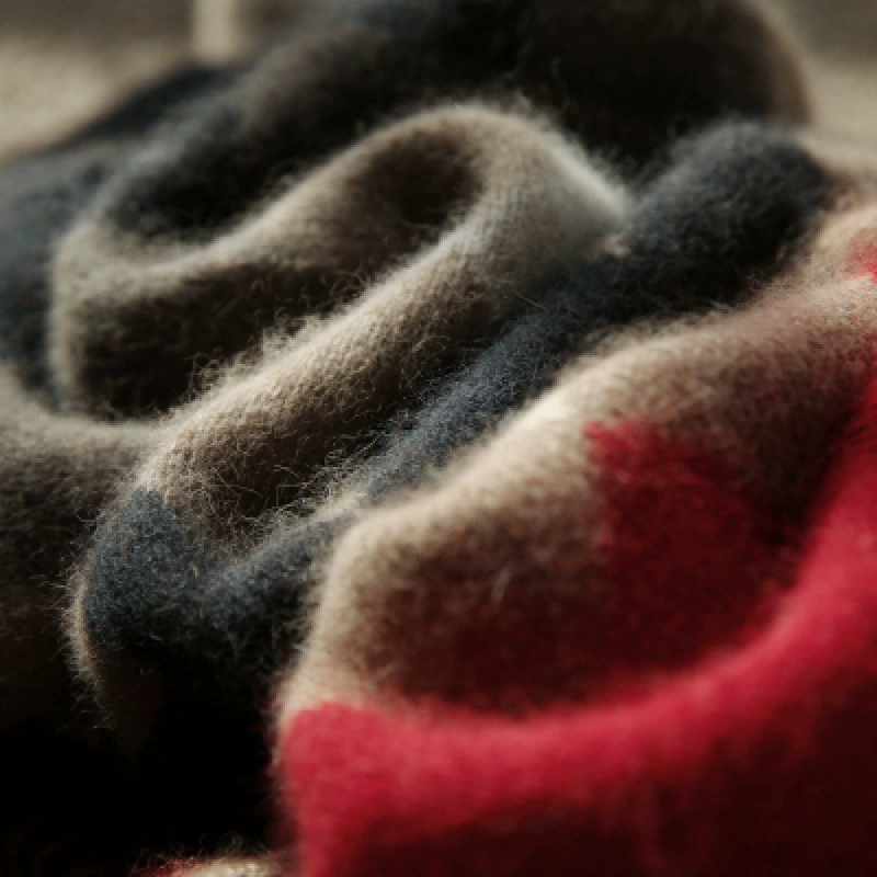 Retro woolen knitted sweater, increased thickness, round collar