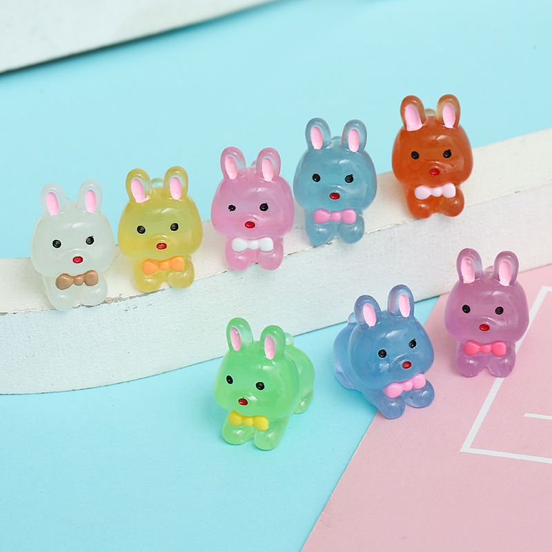 Nuevo luminoso tridimensional conejito diy crema pegamento accesorios hechos a mano accesorios de resina hielo transparente luminoso conejo al por mayor