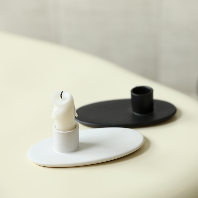 Decoraciones modernas de cerámica en blanco y negro, accesorios de cena a la luz de velas, decoraciones de mesa de comedor de vela ovalada