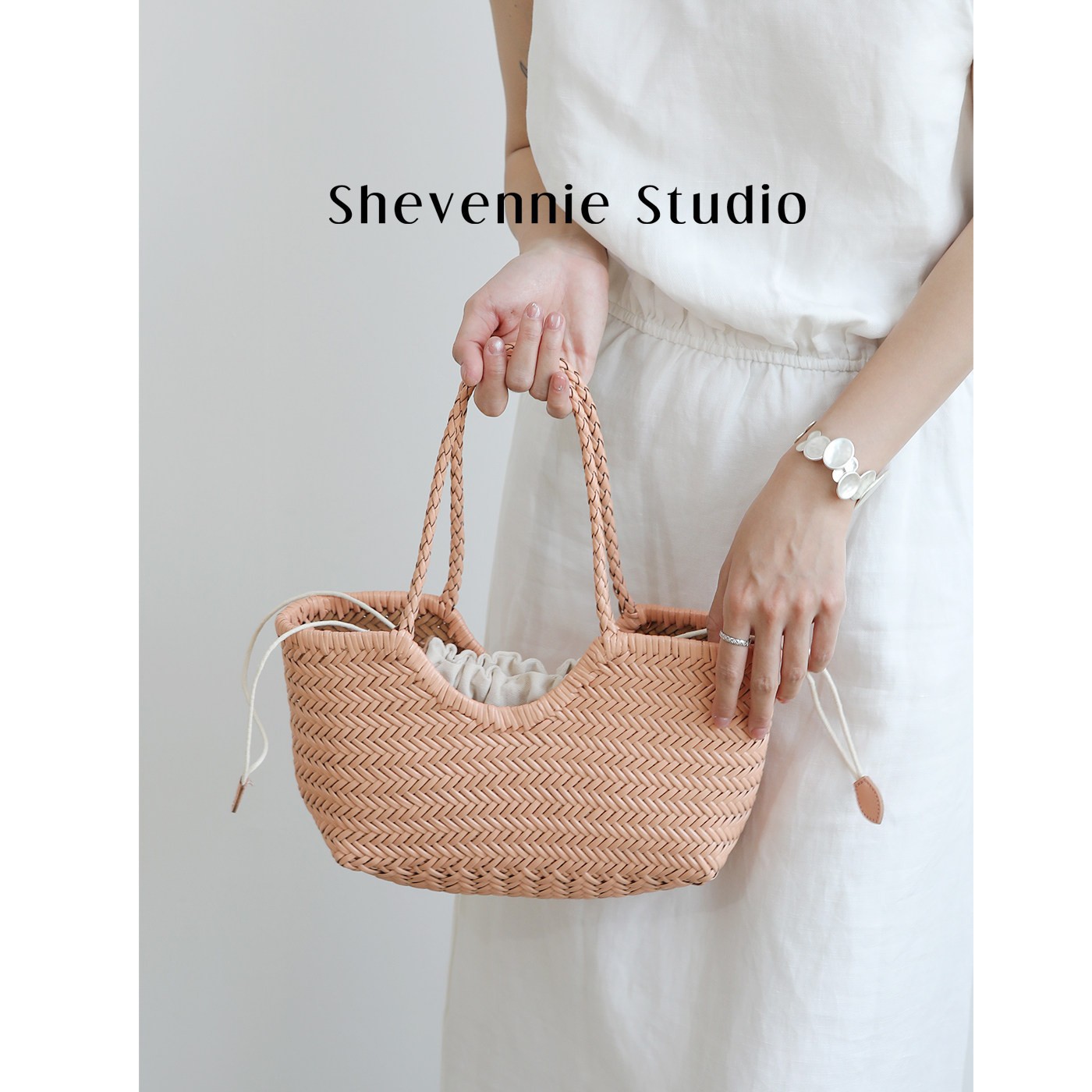 2026 Spring/Summer Retro Handmade Genuine Leather Woven Tote Bag For Women, Hand-Carry Crossbody Vacation Basket Bag - Thumbnail 2