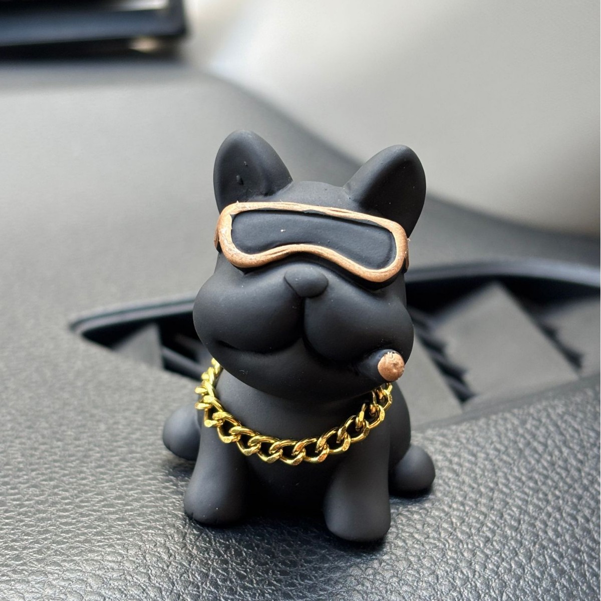 Resina cool bulldog llavero lindo perrito muñeca colgante bolso de coche llavero exquisito pequeño regalo