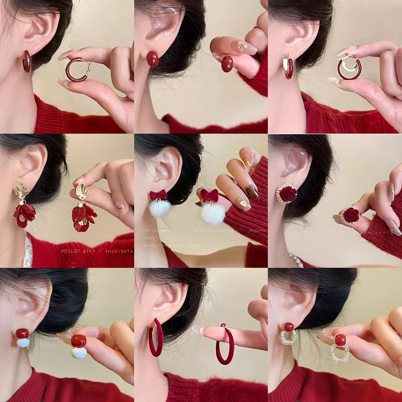 Anchorro aretes rojos 2026 explosión lujoso ligero alto sentido nuevo aretes de estilo de Hong Kong aretes rojos retro aretes para mujeres