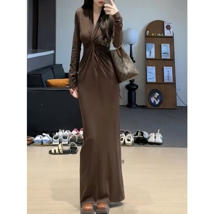 黑色扭结气质女神长袖开叉新款裙子收腰打底连衣裙修身显身材长裙|undefined