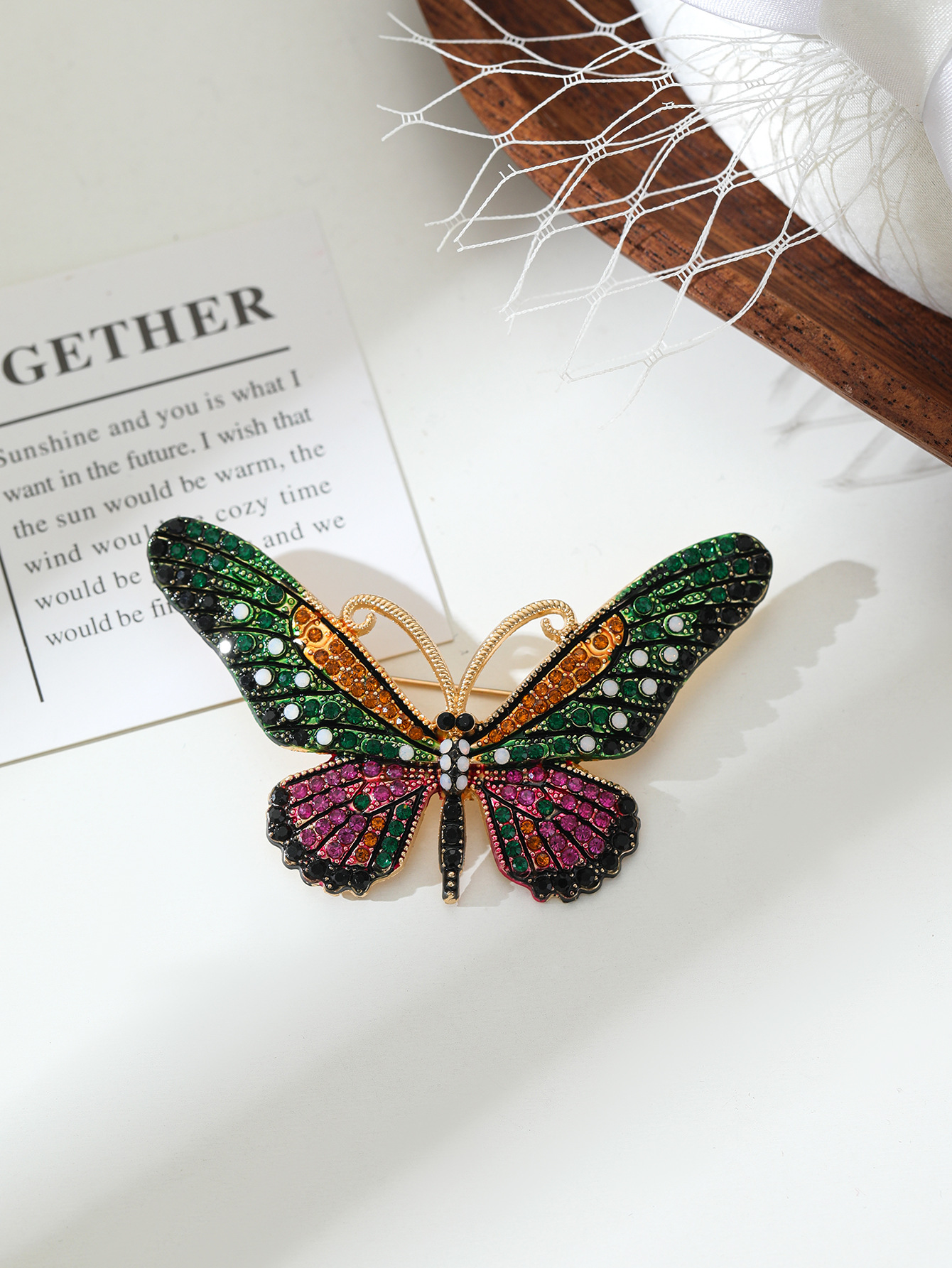 New European and American Style Cross-Border Creative Cute Brooch with Butterfly Design, Rhinestones, Enamel, and Oil-Drip Finish, Direct from the Manufacturer