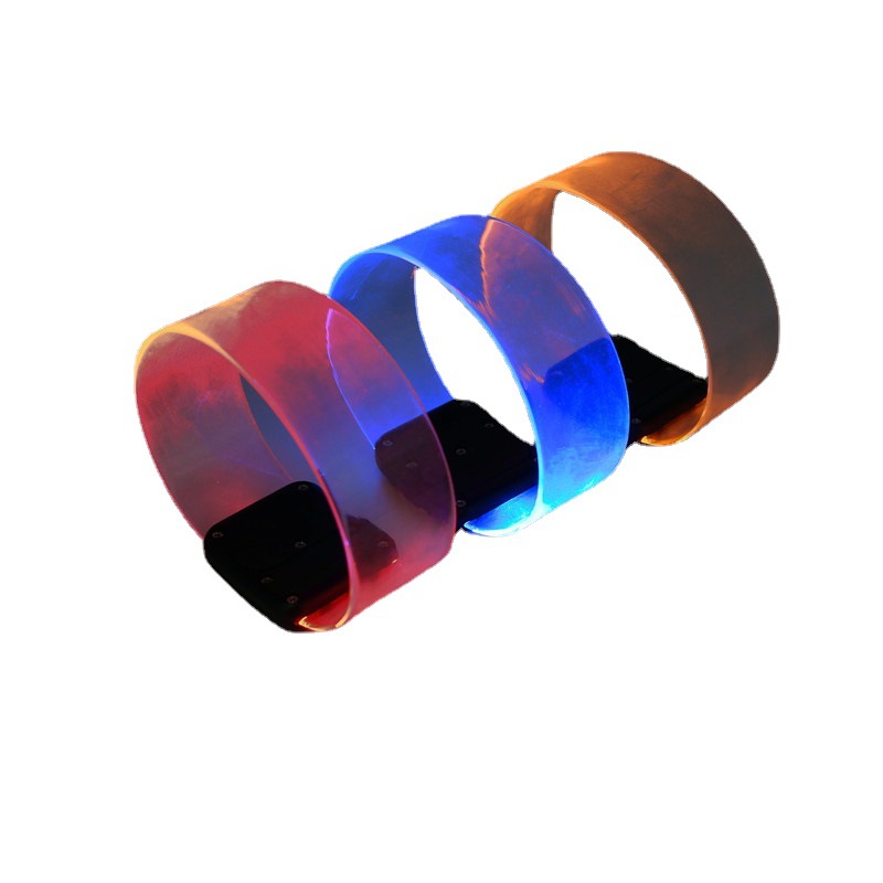 Fábrica al por mayor pulsera luminosa magnética LED colorida pulsera bar fiesta atmósfera alegría apoyos flash pulsera