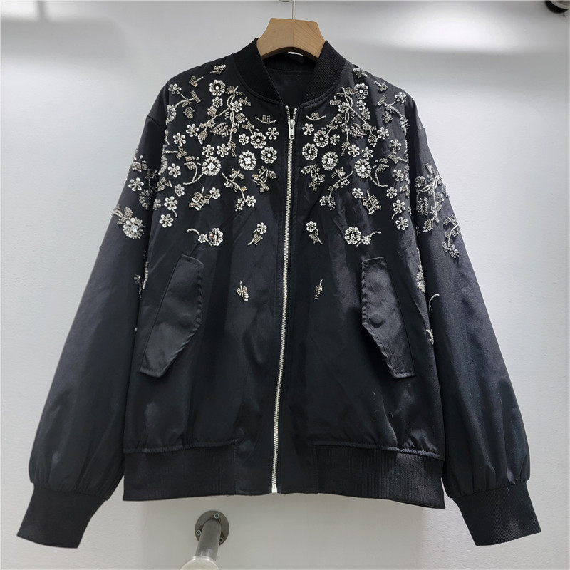 Europa y los Estados Unidos 2026 primavera nueva chaqueta bordada de sequillas chaqueta suelta pesada con perlas hechas a mano ropa de béisbol casual