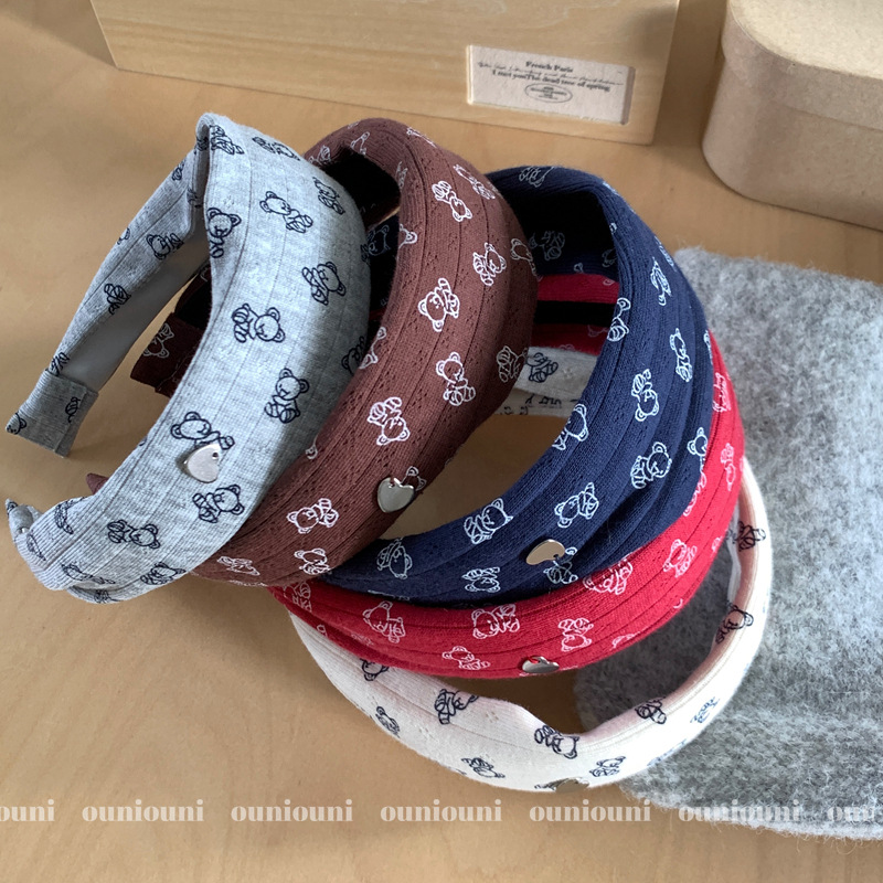 Korean Dongdaemun Sweet Bear Versatile Printed Fabric Headband Heart Pendant High Crown Headband Hair Accessory