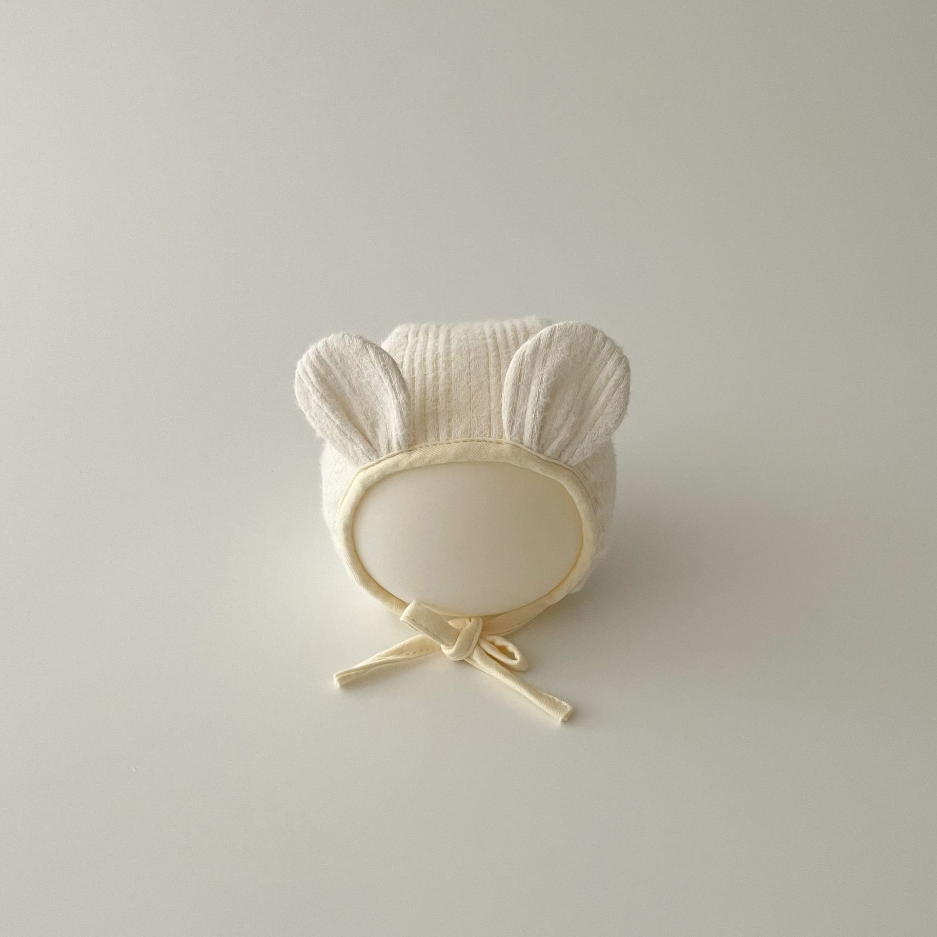 Babyhue til efterår og vinter med bomuldskant og øreklapper_voghion.com