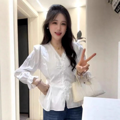 法式气质蕾丝拼接长袖白色衬衫女早秋新款显瘦高级感收腰衬衣上衣