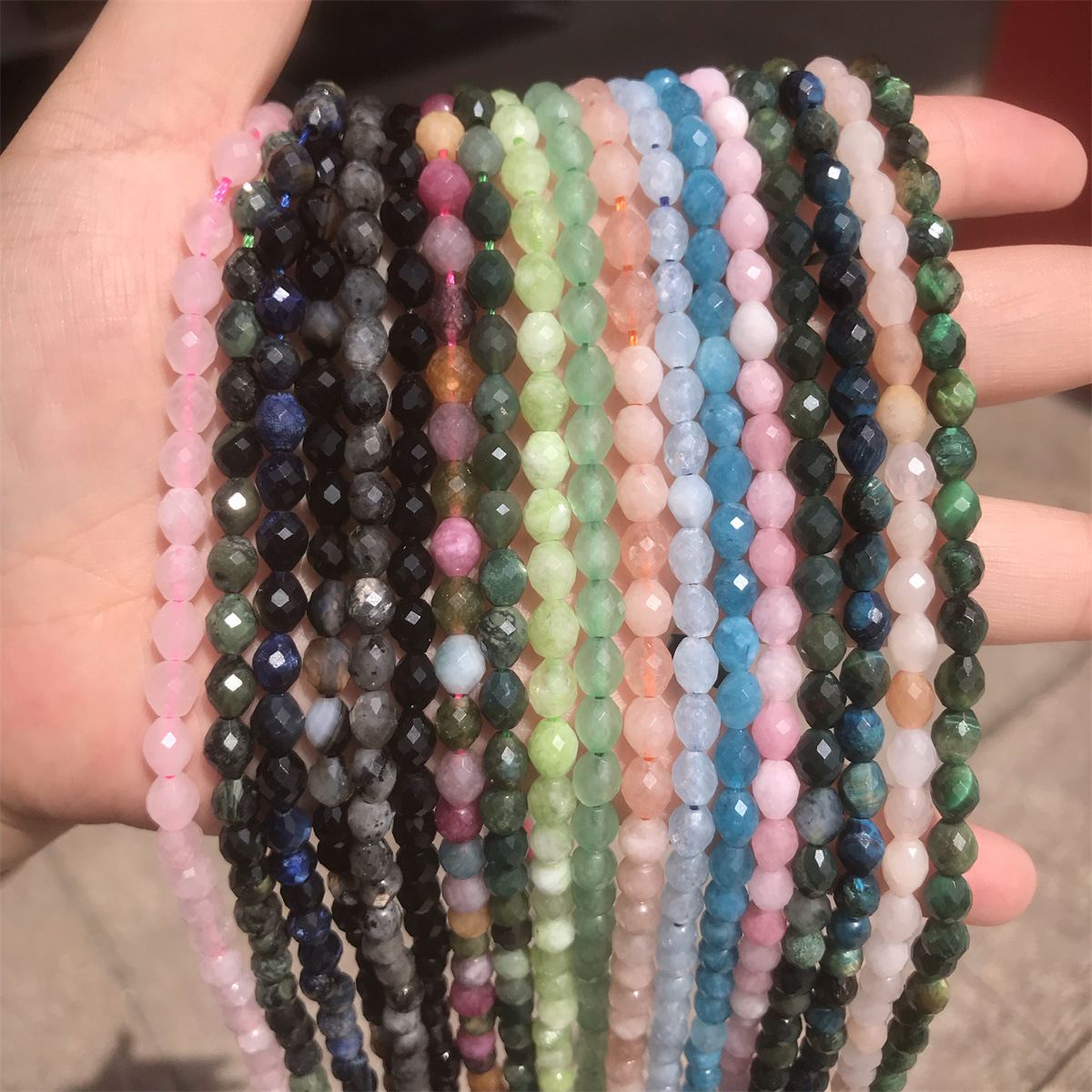natural stone Material Irregular, Geometric Pattern A String 5*6MM Natural Stone Morganite Agate Tourmaline Irregular Geometric Faceted Jewelry Accessories Beads