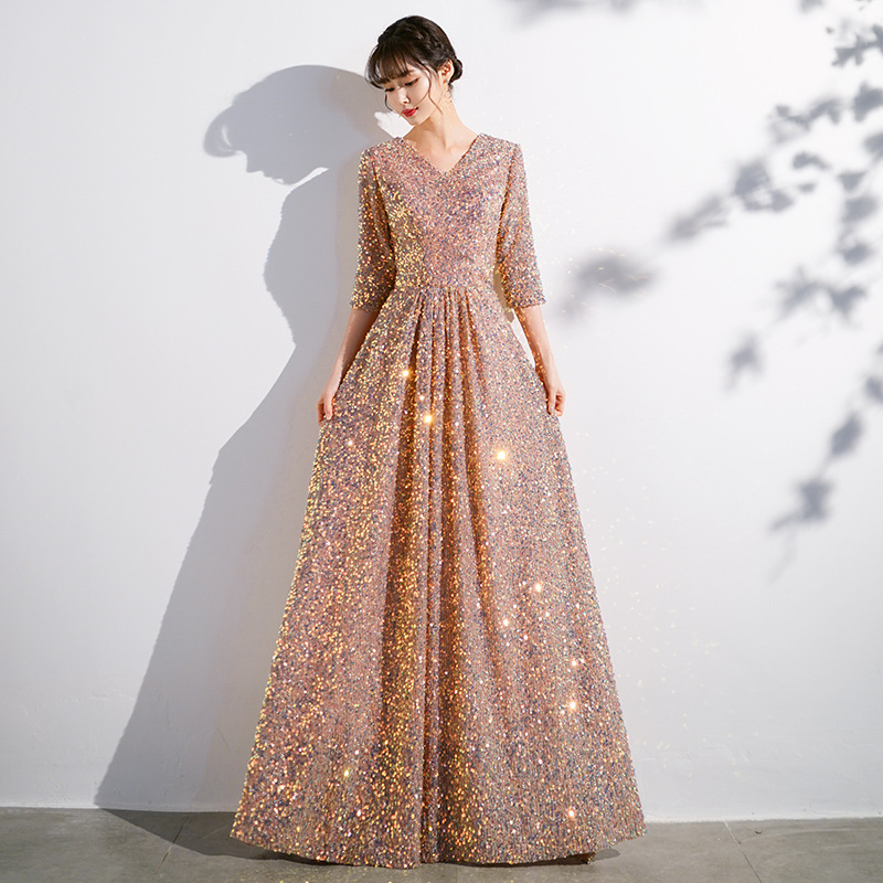 Gran coro, vestido de mujer, vestido largo, interpretación de piano, traje de director, canción roja, lentejuelas, vestido de noche de graduación image 9