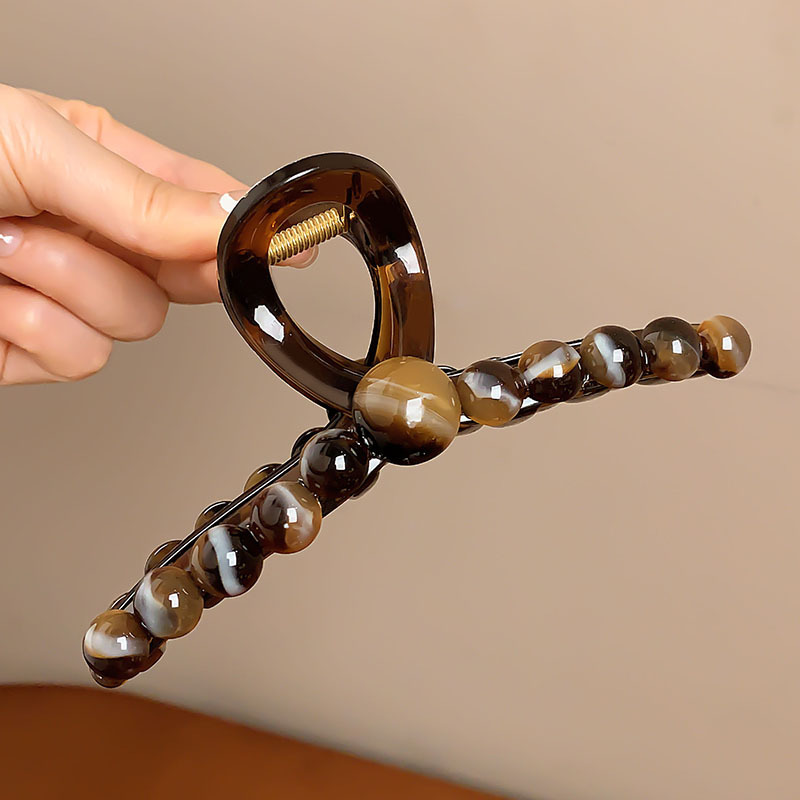 ハイエンド 2025 新しいスタイルの女性のヘアクリップ女性の後頭部大型レトロな秋と冬のサメクリップ気質帽子|undefined