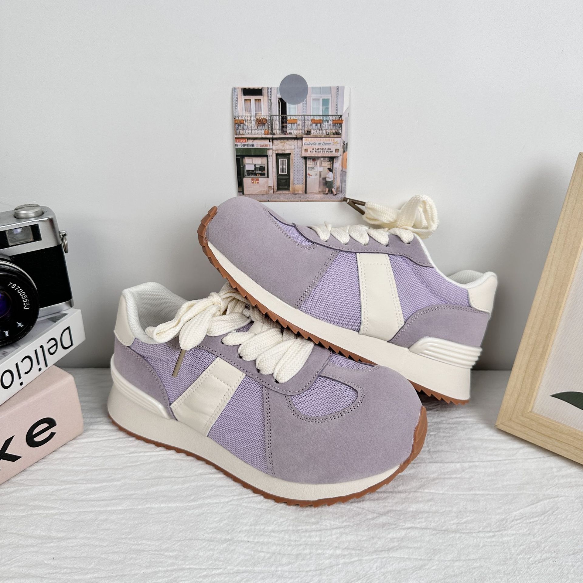 A9916 zapatos americanos Gump2025 verano nuevo estilo versátil retro zapatos de cabeza grande simple ins zapatos de entrenamiento de estilo