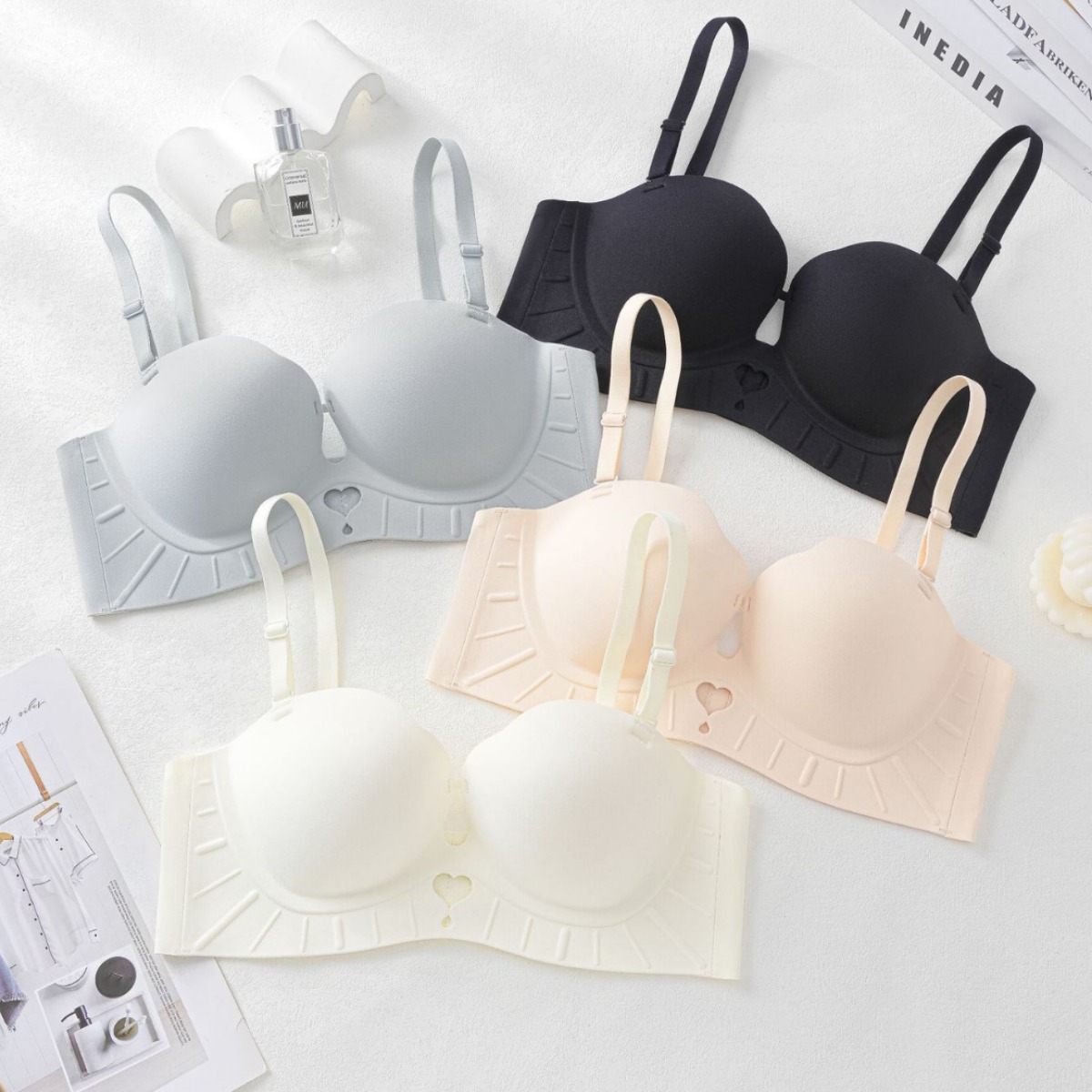 原版 無痕內衣女小胸聚攏顯大集中飽滿小聚蛋文胸大胸顯小洞洞杯