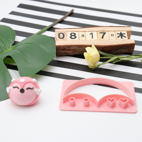 New Handicraft Set Molds for Children - Cute Plastic Animal Cartoon Print Craft Molds